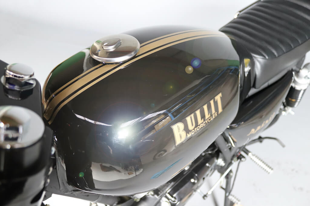 Bullit-Spirit-Or-Noir-125-cc